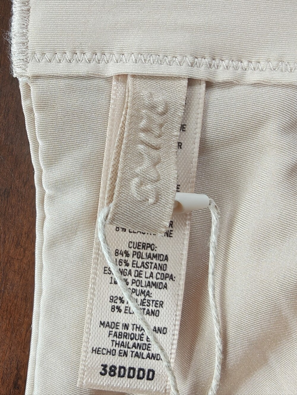 Skims Weightless Demi Bra New NWT 38DDDD Sand sheer nude 38G - Picture 6 of 9